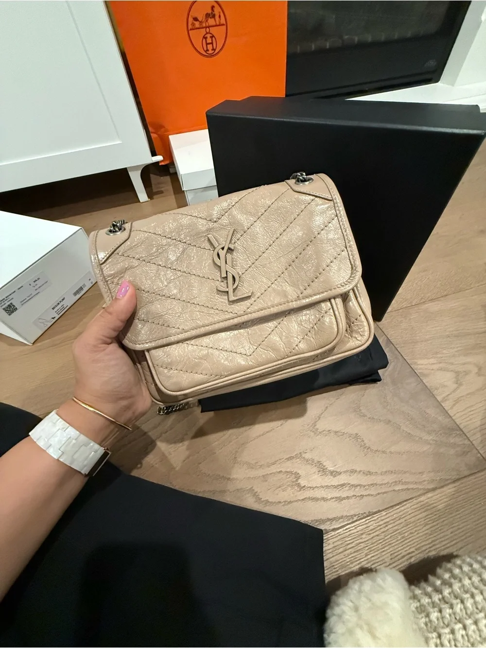 Saint Laurent Niki Small Beige Quilted Leather Shoulder Messenger Bag